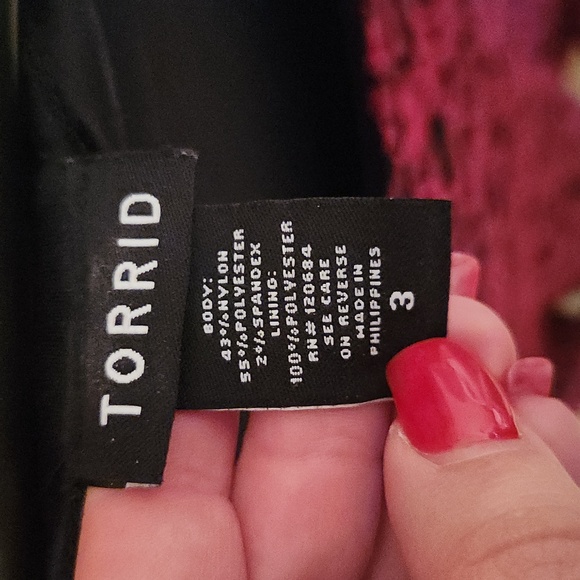 Torrid Sleeveless Peplum Top - Picture 3 of 5